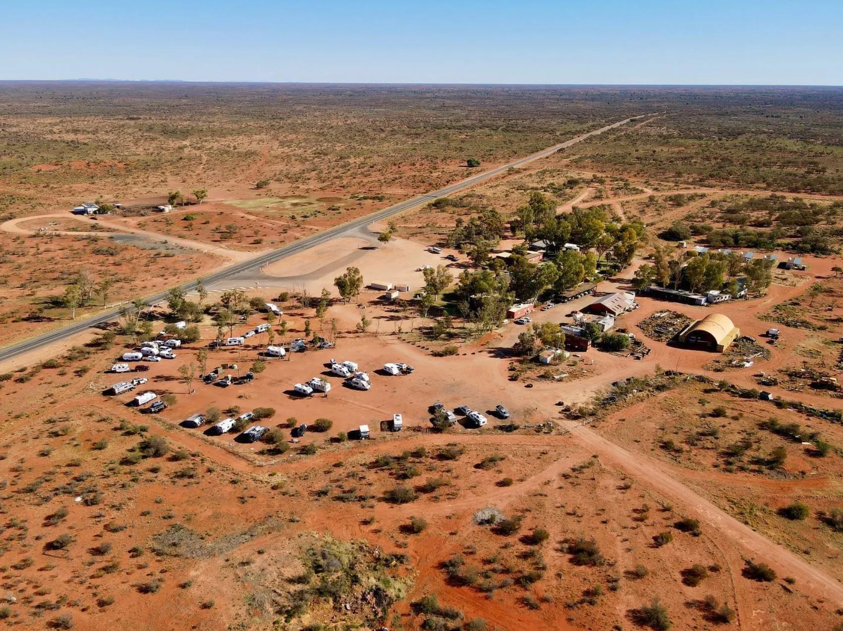 Vixens from Hell | Is There a Bus from Uluru to Alice Springs? What the Journey Is Really Like