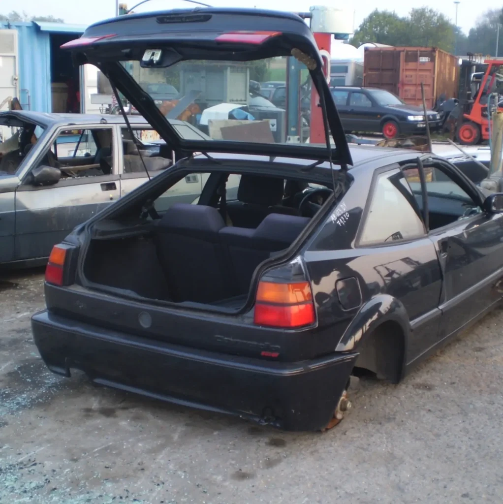 Vixens from Hell | How Much Do Wreckers Pay for Cars? Wrecker vs Scrap Metal