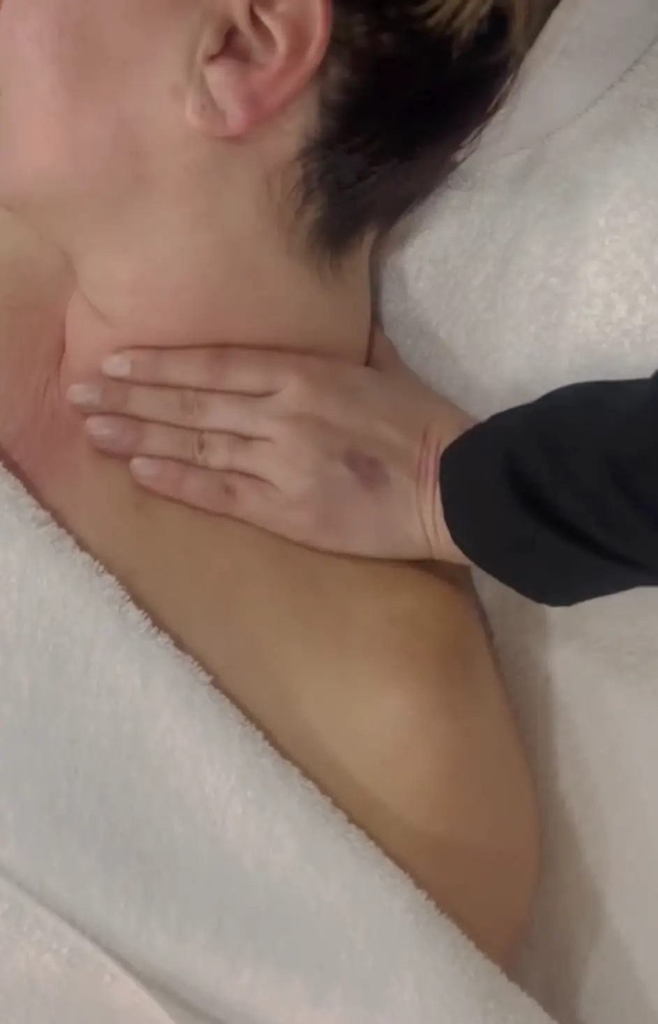 Vixens from Hell | Can Massage Actually Replace Dermal Fillers? can massage lift face like fillers
